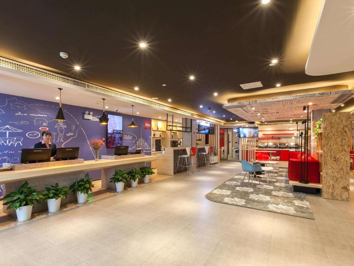 Ibis Wuhan Hubu Alley Hotel Exterior foto