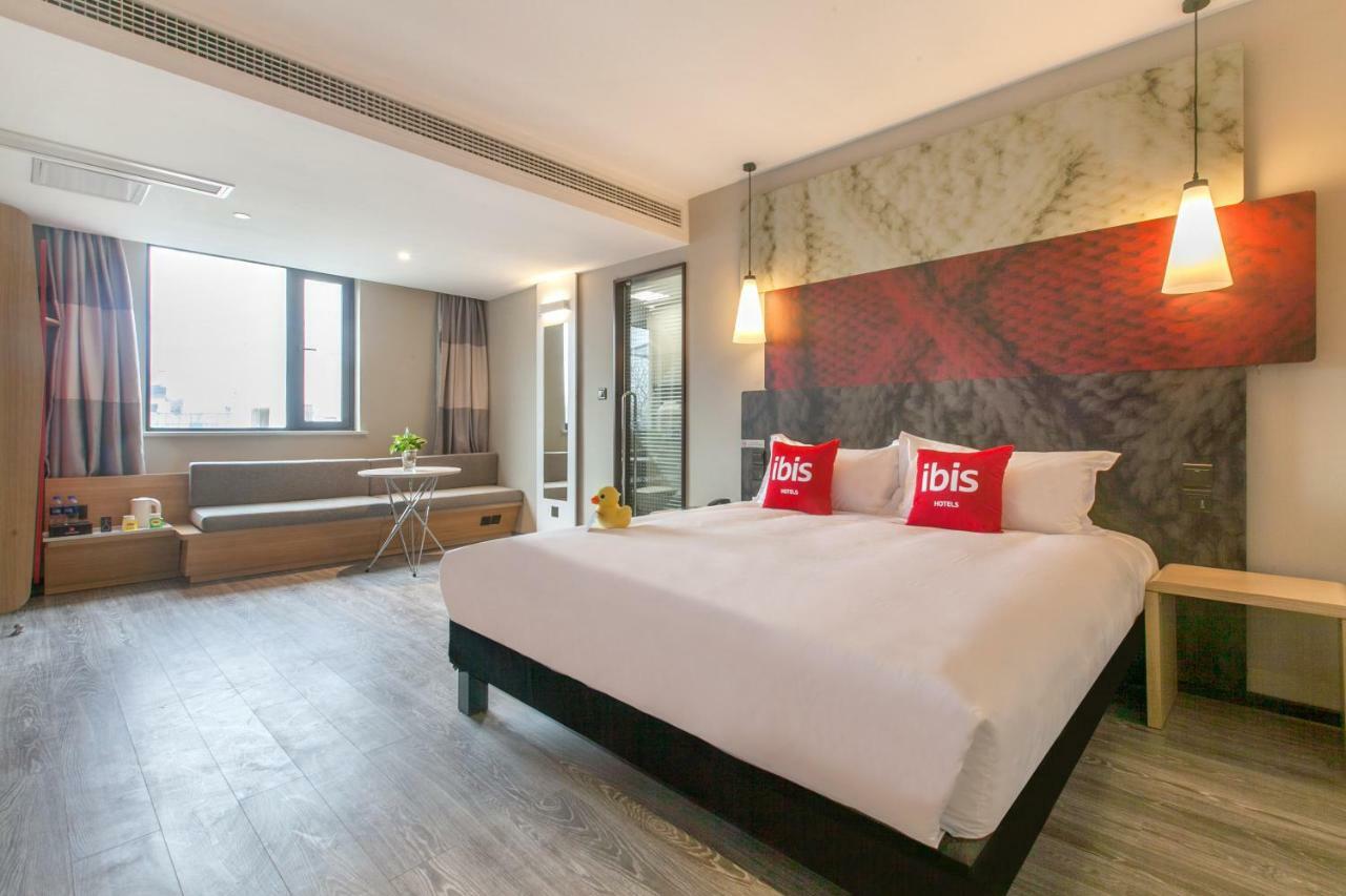 Ibis Wuhan Hubu Alley Hotel Exterior foto